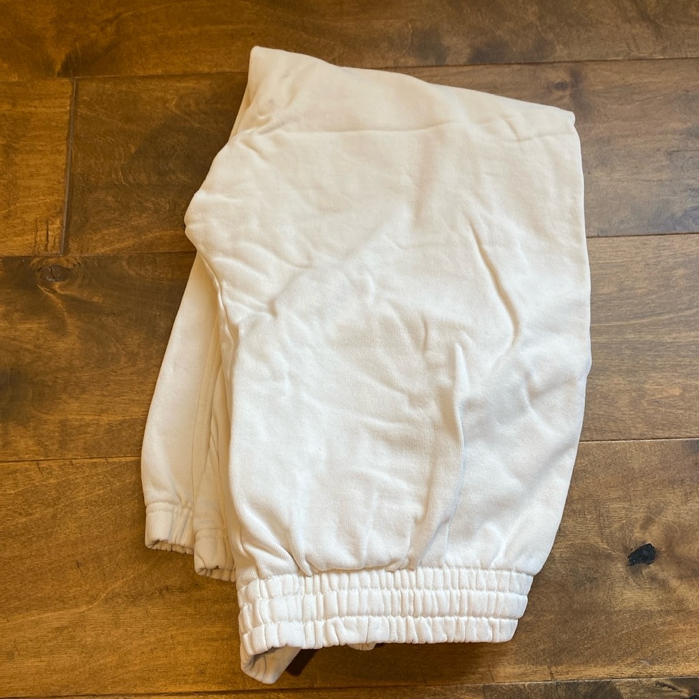 Everlane cotton joggers white size M